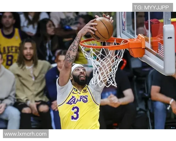 浓眉首节出场时间充足表现稳定 6中3收获6分4板1助